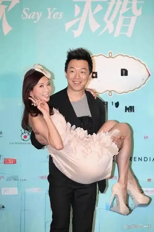 荣获金马影帝黄渤,他的成功离不开背后的重要女人