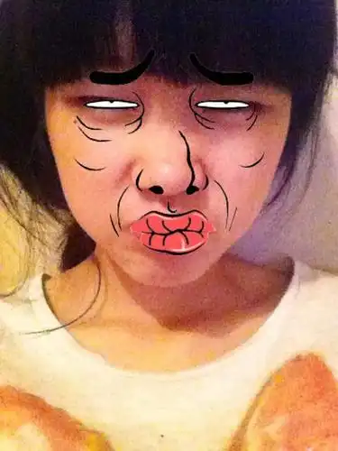 现在齐刘海求帮看看是什么脸型,适合什么发型(本人想要长发),适合有无