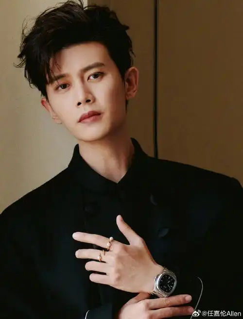 任嘉伦411生日快乐