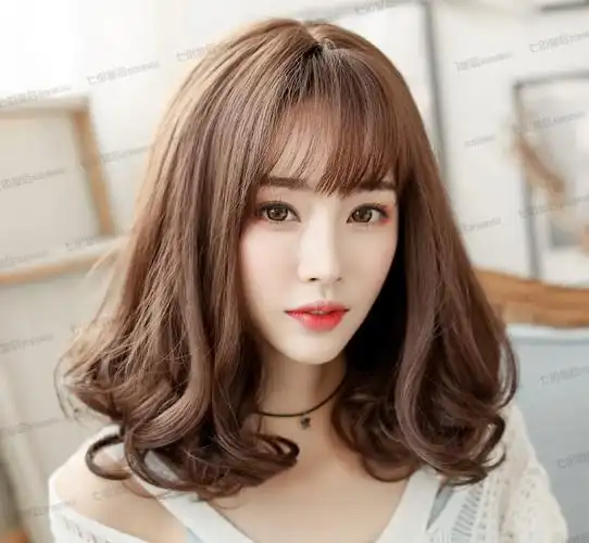 小编为您推荐发型图片女,美发图片,卷发图片等梨花烫发型图片供您欣赏