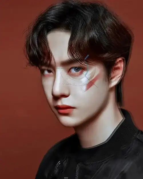 植村秀宣传图 修图 @uniq-王一博 3d建模脸 cr:菠卜木子