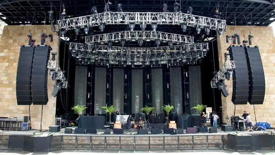 北京演出公司租赁专业音响演出设备 - 舞台设备出租 - 音响出租 - 北