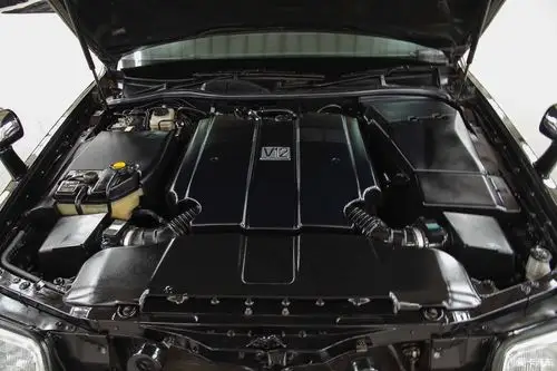 丰田世纪50lv12顶级奢华座驾纯手工打造