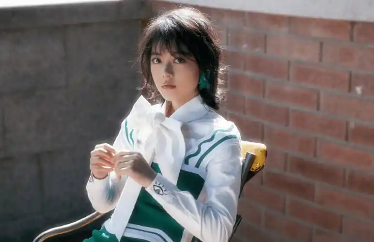 赵今麦发育的到底有多好,一袭运动装上身,网友:很难不心动_演技_照片