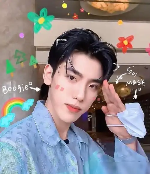 比手势背贯口,王子异搞怪技能又有长进,不愧是爱豆届的喜剧人