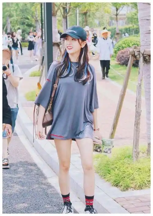 原创吴宣仪身高成迷日常穿搭显高又气质分分钟凹出一米八大长腿