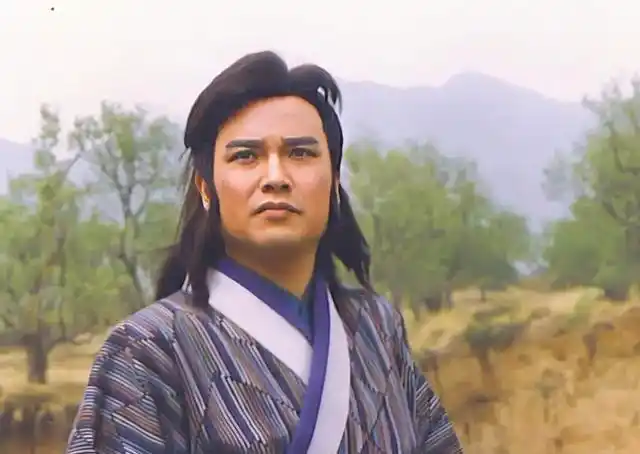 雪山飞狐孟飞70大寿一家五口罕同框