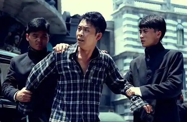 《好家伙》:如何巧妙运用道具,衬托电视剧中的人物性格