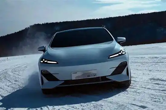 国内首款!长安汽车发布量产氢燃料电池轿车