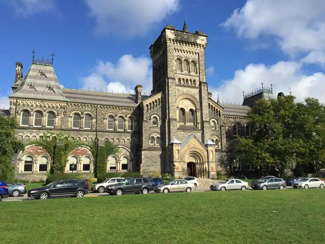 想了解多伦多大学如何申请本科