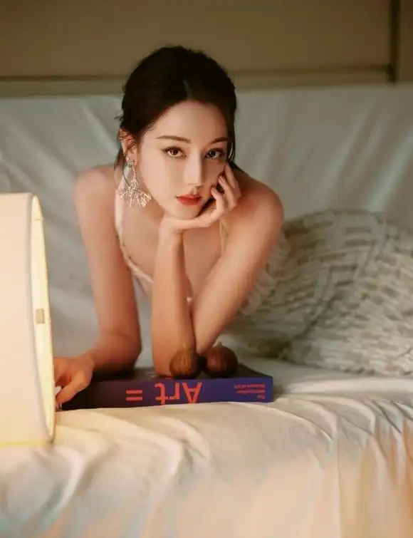 媒体最具好感艺人排名出炉!杨紫第1白鹿第3,黄景瑜风评出人意料