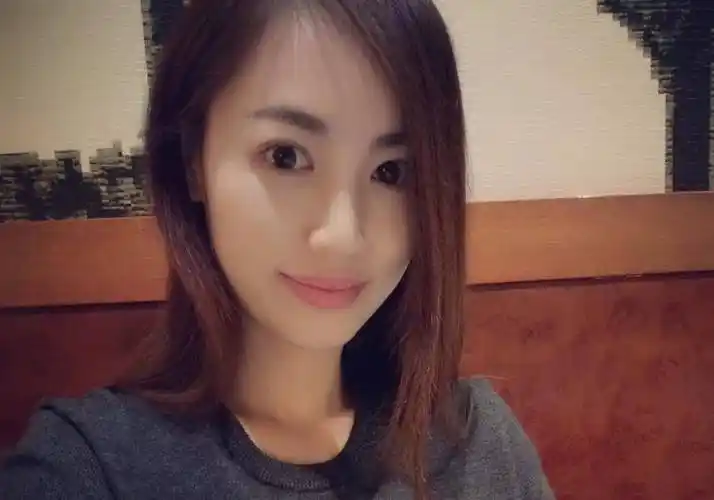 tvb女星刘俐:7年前被曝陪富豪一晚25万,如今变身小职员快乐生活_马蓉