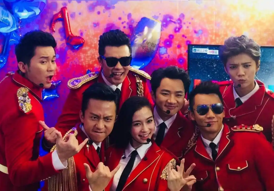 少了鹿晗,angelababy,陈赫的"跑男"聚会,应该不能叫第一季阵容重温吧.