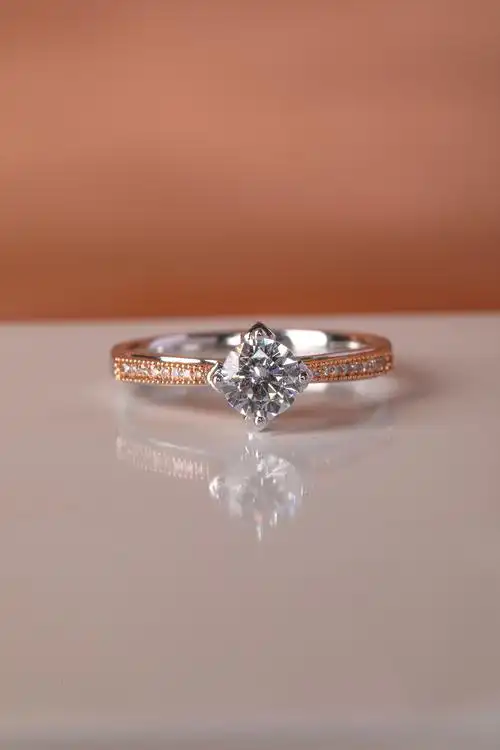 成都钻戒2021年3款不撞款结婚钻戒