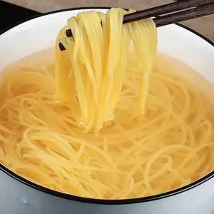 玉米挂面条10袋包邮纯干黑龙江特产细面条麻辣烫