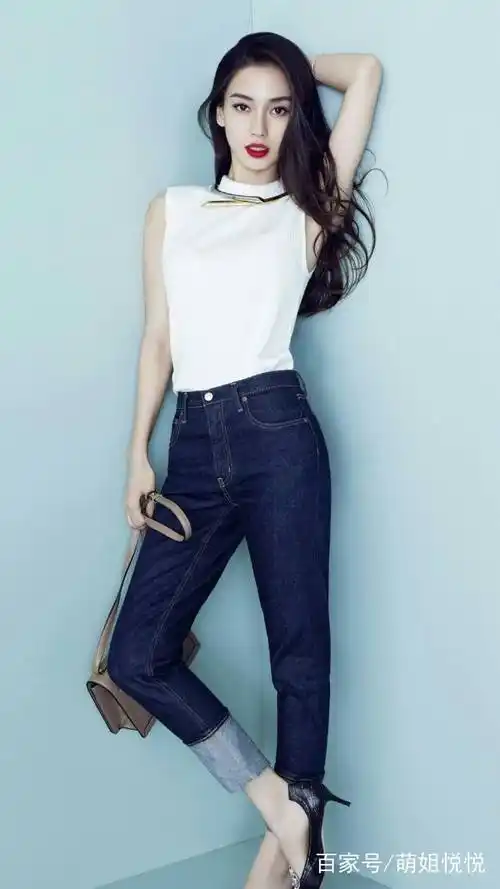 当红女星的身高体重:热巴168cm,47kg,看到唐嫣我不淡定了