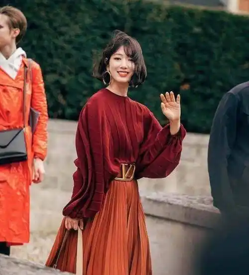 原创原创29岁朴信惠又美出新高度相比长发的她短发竟然更少女