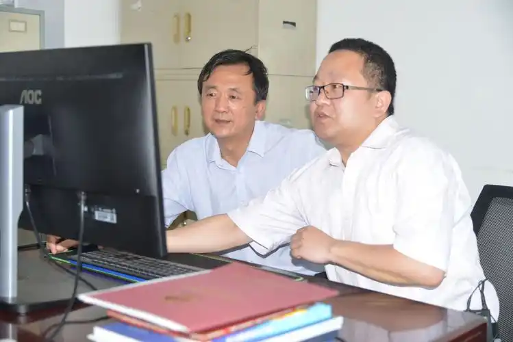 其中由邵巍,于镭,曹梦龙,姚文龙等老师组成的团队,从2012年起,用了近5