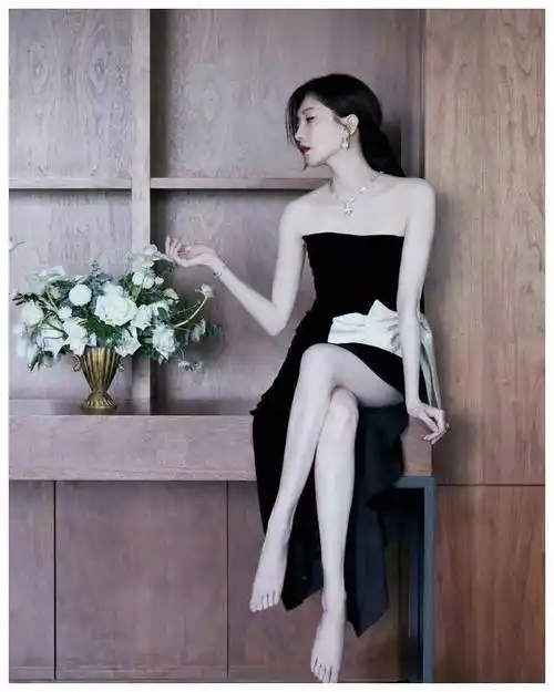 江疏影:荧屏璀璨,才艺绽放,星途熠熠绚丽_身材_魅力_形象