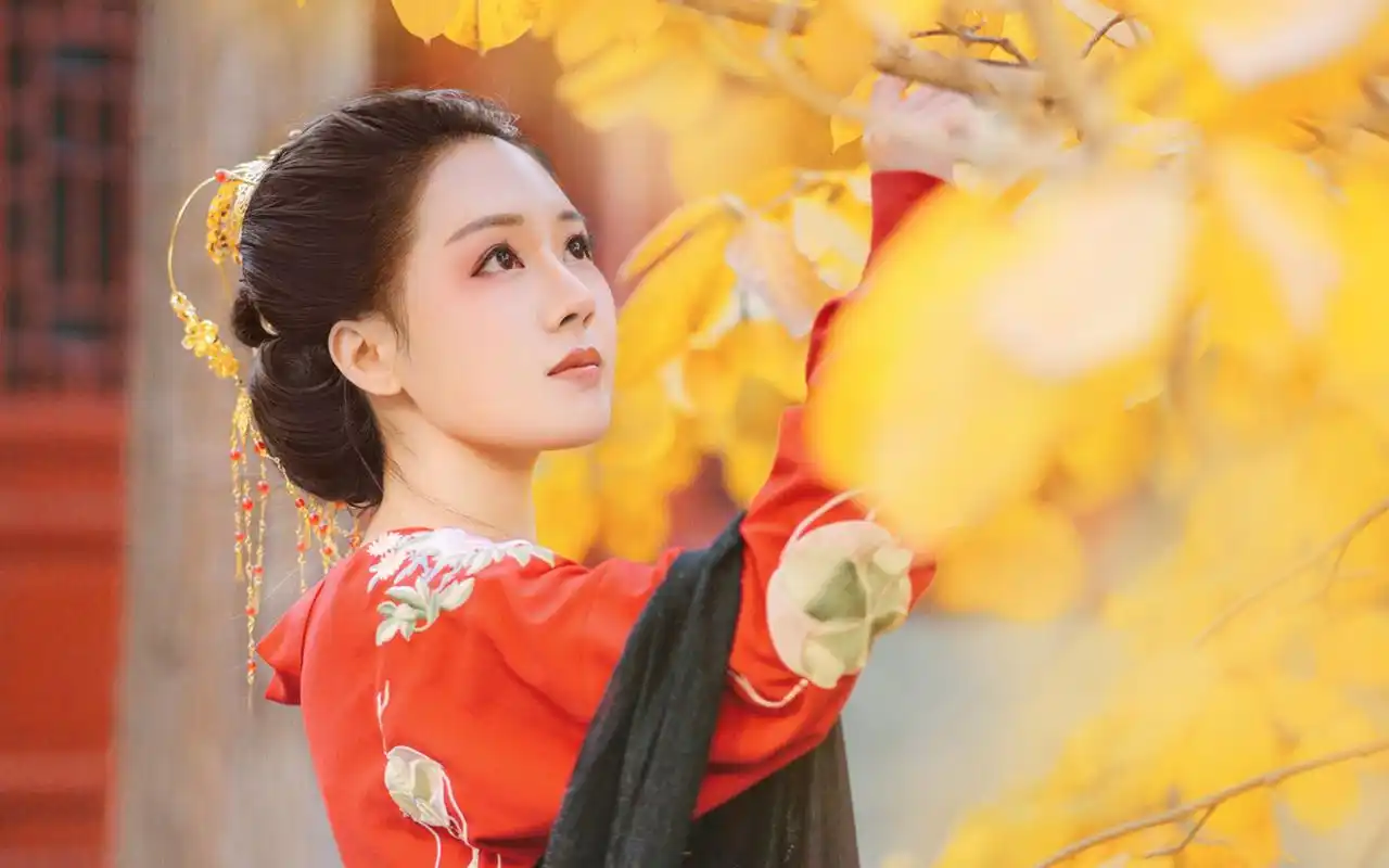 古风汉服美女气质养眼写真图片桌面壁纸