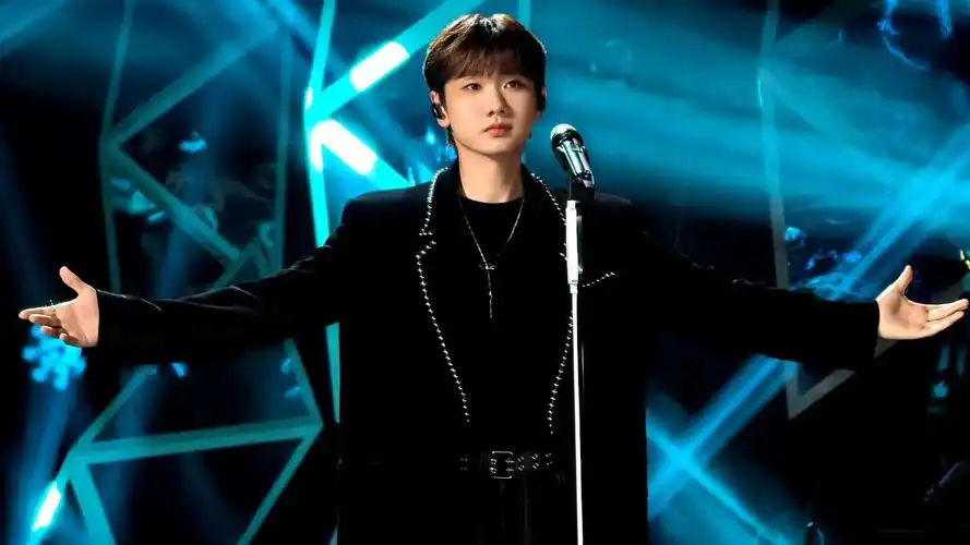 汪苏泷诗朗诵被吐槽上热搜,后台心情很难受:还不如让我走了呢