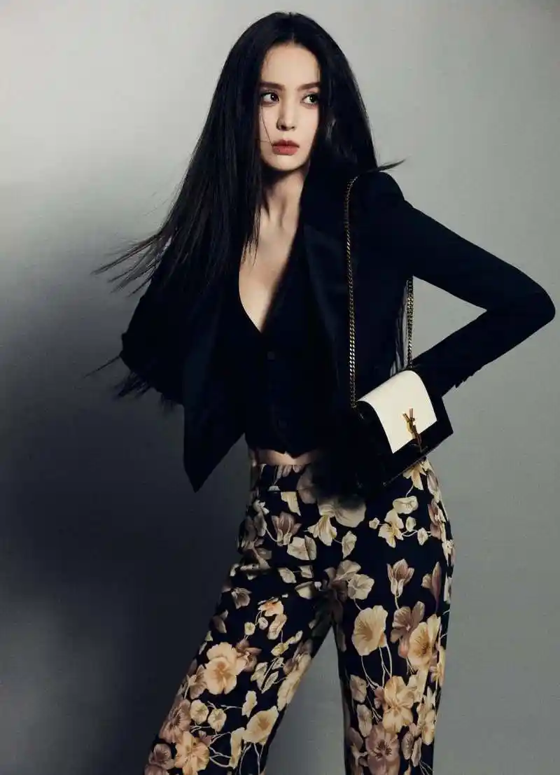 古力娜扎,酷飒的黑色穿搭