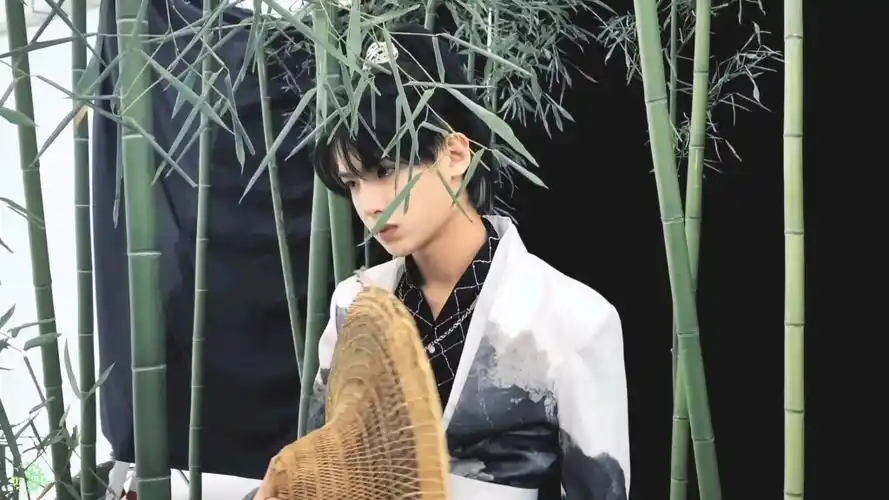 黄明昊梦终归适合当所有古装剧的ost