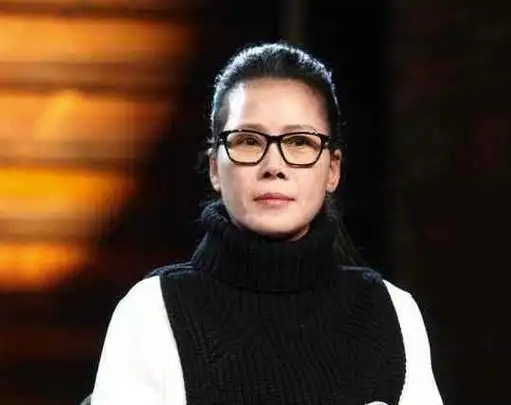 回顾歌坛大姐田震老公张卫宁陪我走过患病7年嫁给他我放心