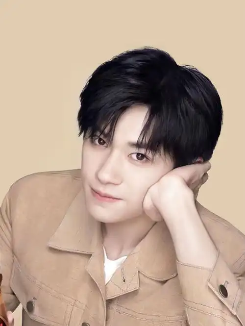 《奇迹》发布集结海报,暗示新预告,易烊千玺粉丝花式安利电影_腾讯