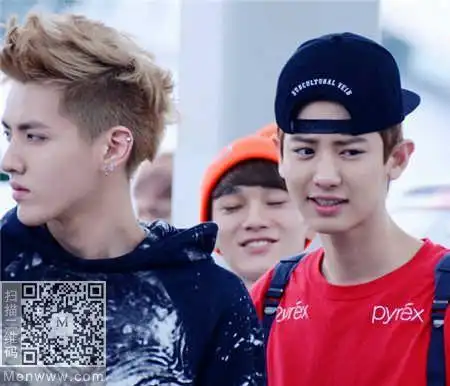 朴灿烈吴亦凡关系疏远是真的吗