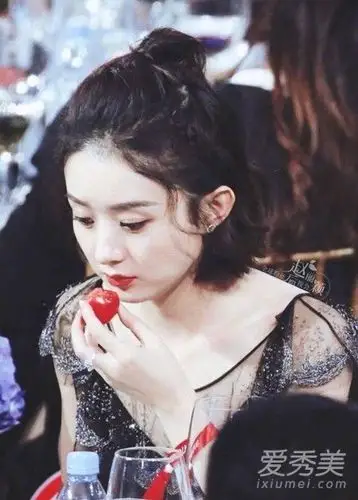 赵丽颖短发编发_赵丽颖短发编发教程图解