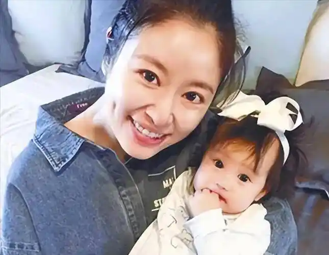 林心如6岁女儿正脸照外泄!