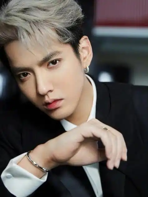 吴亦凡星盘分析