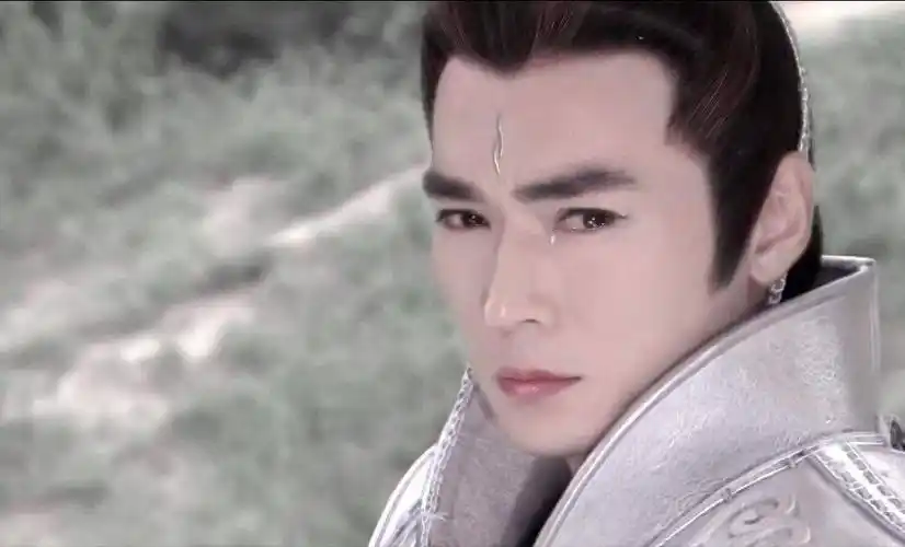 浓眉大眼的意思(浓眉大眼的意思解释和造句)