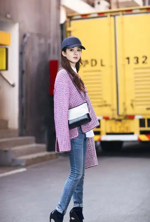 赵丽颖时髦率性街拍图片