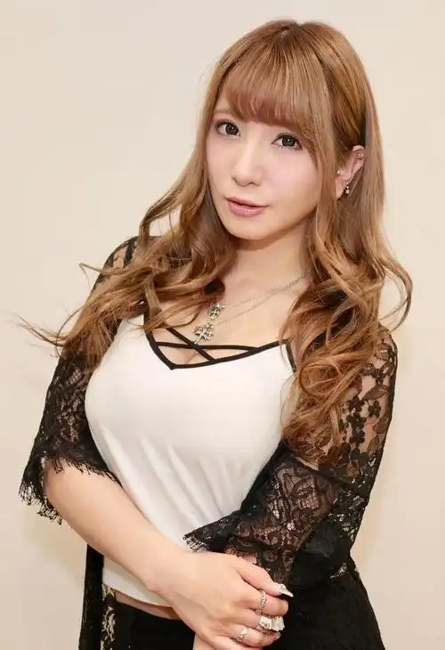 日本av女优园田美樱这丝袜真好看