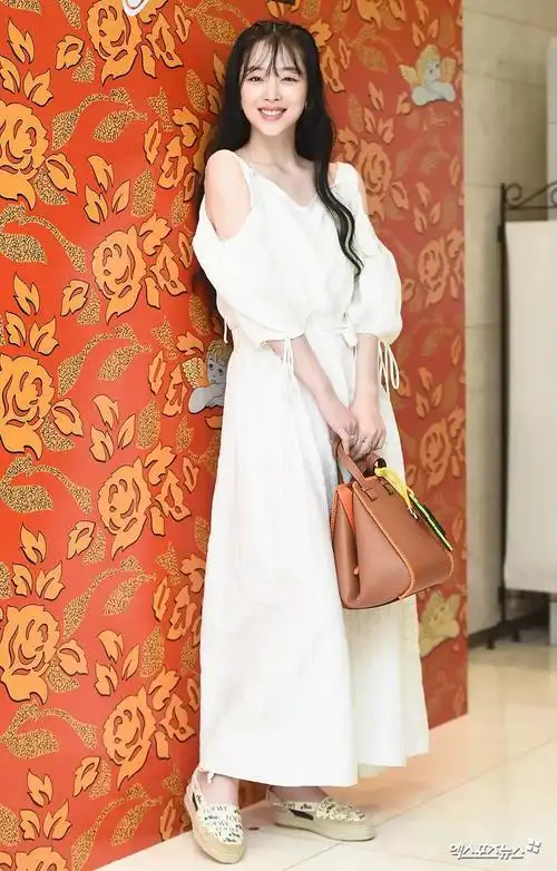 德鲁纳酒店是大型种草机出场7分钟的雪莉让我想拥有同款