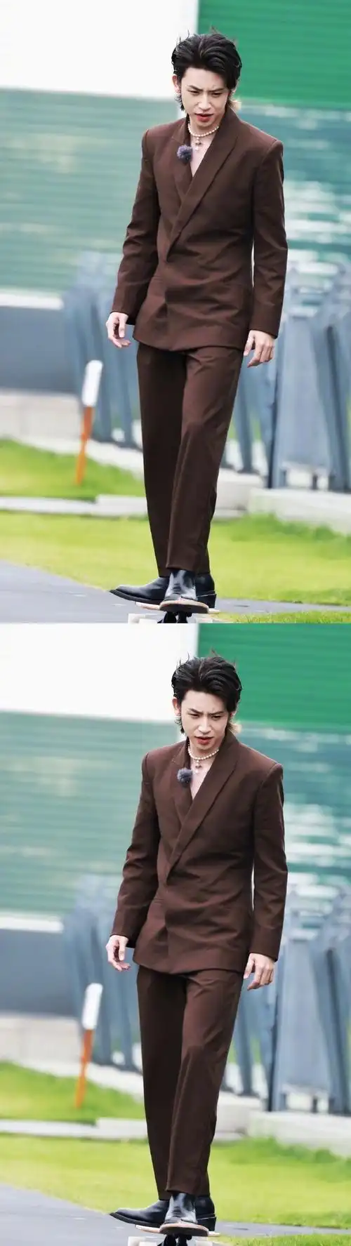 小鬼穿那么正式玩那么幼稚