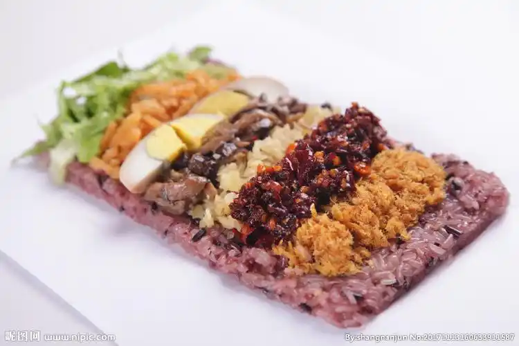 阿婆辣香饭团图片