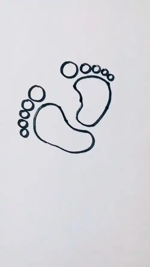 给你们画一只小脚丫可爱吗?