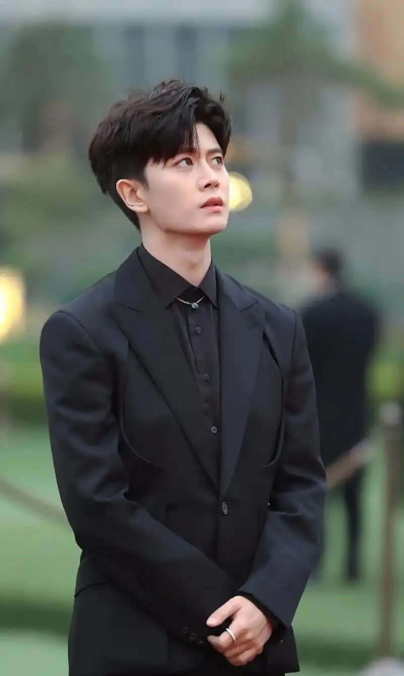 任嘉伦allen 2021华鼎奖的你932023希望嘉伦越 - 抖音