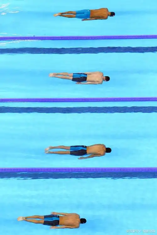 蛙泳和抬头蛙哪个更难