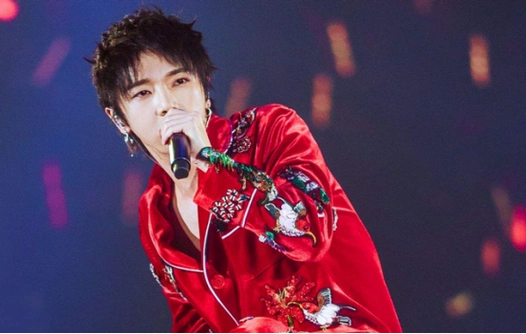 厚颜无耻没有一首代表作却被捧为歌坛顶流这些小丑羞不羞