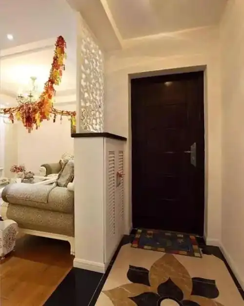 进门就是客厅,没有玄关怎么设计?鞋柜怎么放?_小户型