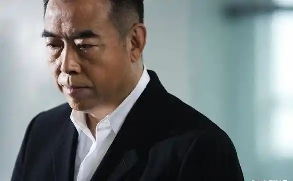 陈凯歌辜负洪晃与倪萍在一起7年为何最后却娶了陈红