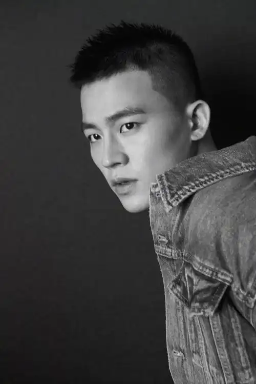 景甜整容李晨范冰冰结婚郑恺耍大牌谭松韵欧豪恋情赵本山范伟和解