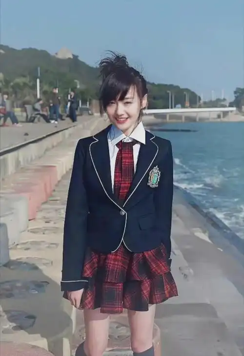 嘴巴歪了,头发紫了,工作室发文回应不欠任何人|李易峰|娱乐圈|女明星