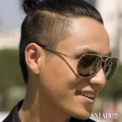 男生刘海扎辫子发型好看吗看众多男明星为你经典示范