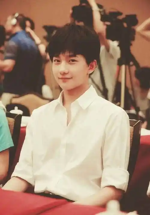 明星刚出道时有多惊艳##杨洋