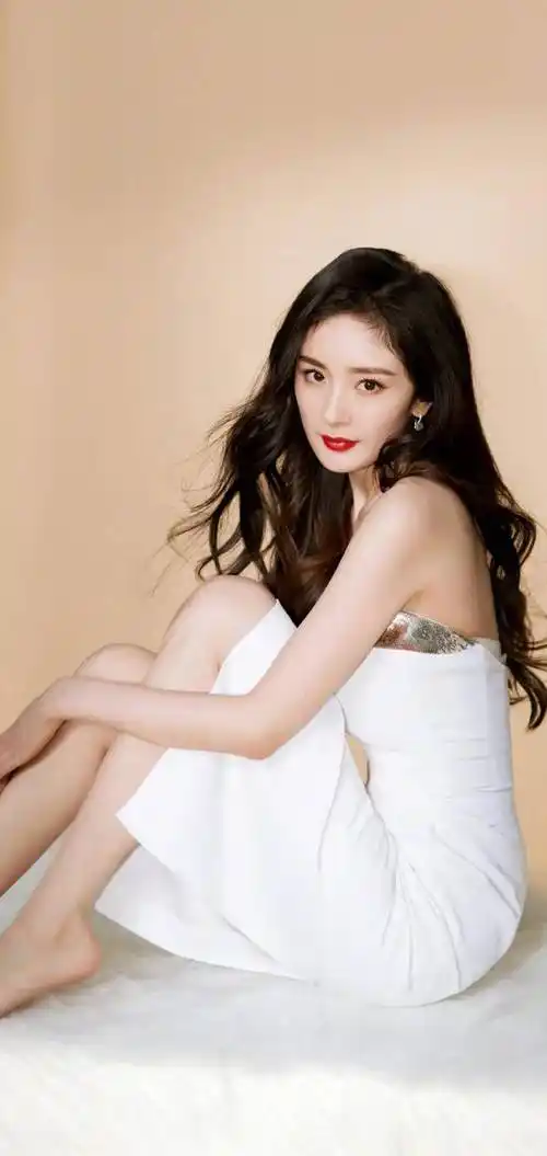 杨幂的身材你们觉得怎么样_电视_食物_身体